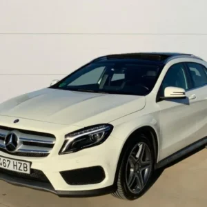 2014 Mercedes-Benz GLA 220